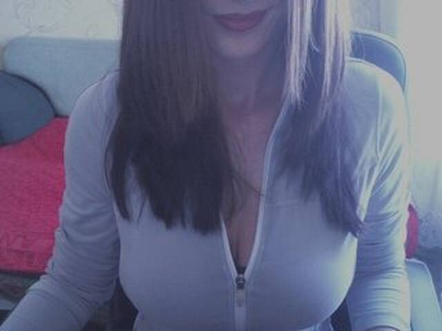 A profil fényképe suriyaa