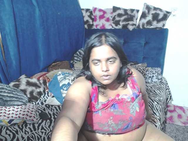 Fényképek SusanaEshwar hi guys motivate me with your tks to squirt now MMMMMM BIG FAT SHAVED PUSSY