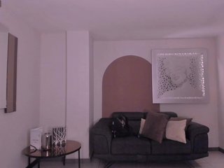 Erotikus videocsevegés SussyBell