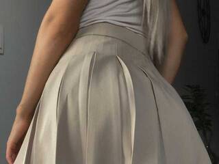 Erotikus videocsevegés Suzannaaa