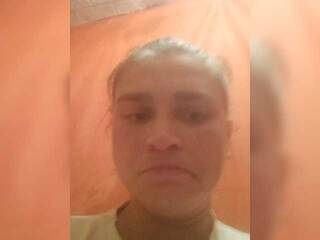 Erotikus videocsevegés Suzka007