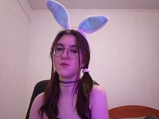 Erotikus videocsevegés Sweet-Astarte