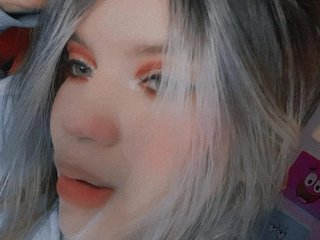 Erotikus videocsevegés Im_emi