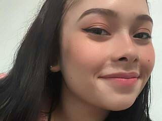 Erotikus videocsevegés sweetanny_18