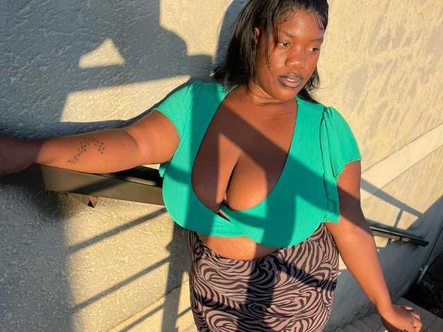 A profil fényképe Sweetbedroomeyes1