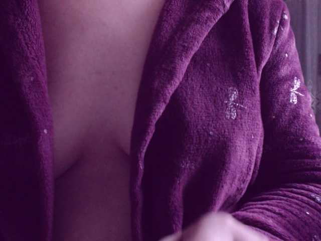 Fényképek SweetBrunete on samuse ensemble;)? ...xxx...on commence avec 30 tokens seins....et on continue..xxxx