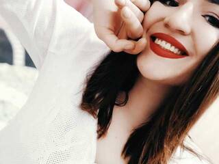 Erotikus videocsevegés SWEETCANDYn