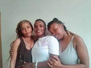 Erotikus videocsevegés Sweetcutegirls3