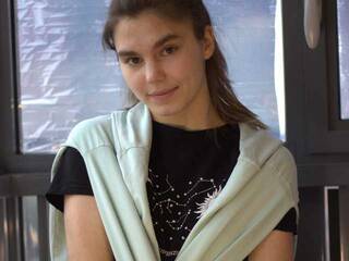 Erotikus videocsevegés SweetieLady