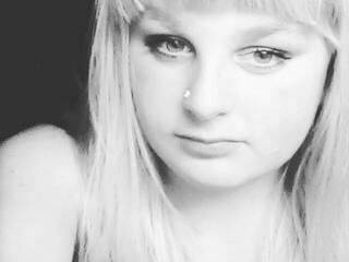 Erotikus videocsevegés sweeties111