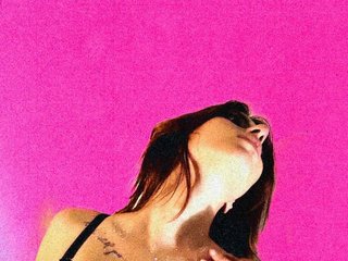 Erotikus videocsevegés SweetieSlut