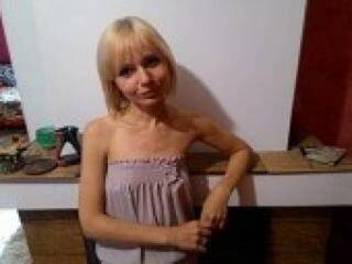 Erotikus videocsevegés sweetkisaa