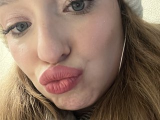 Erotikus videocsevegés sweetkittyb