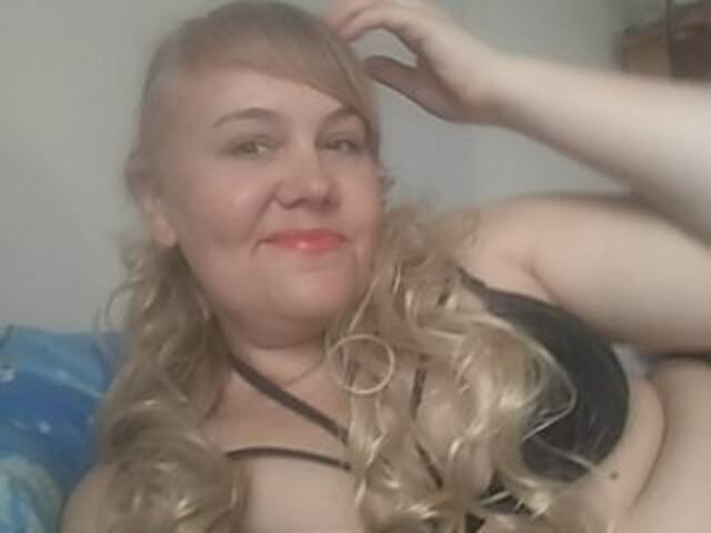 Sugárzási képernyőképek sweetmodel123