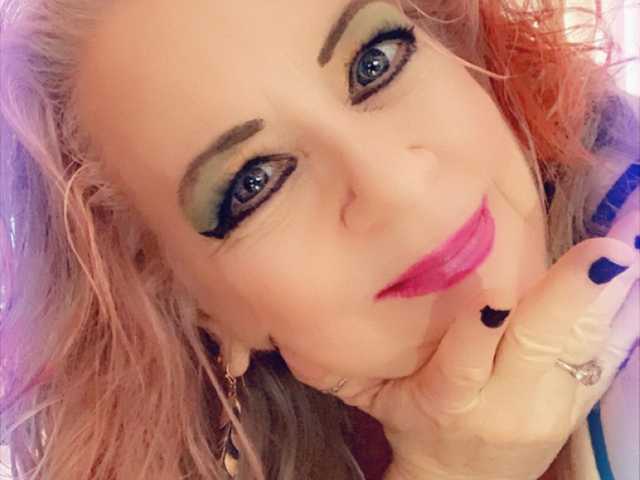 A profil fényképe April_XO