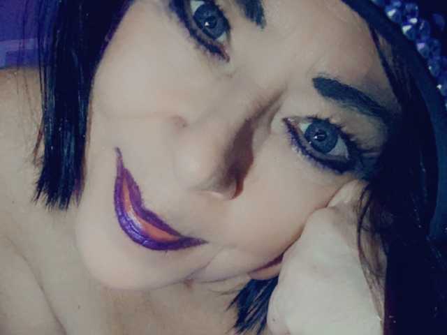 A profil fényképe April_XO