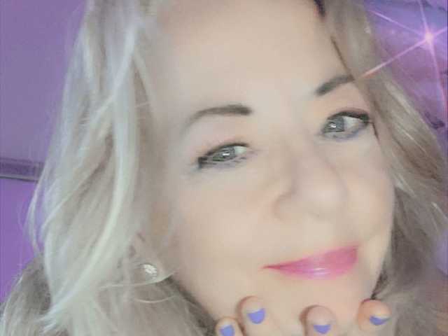A profil fényképe April_XO