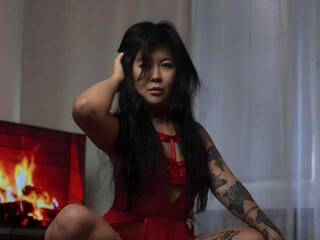 Erotikus videocsevegés SweetyLaura