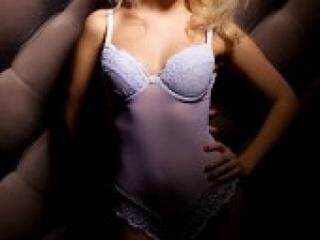 Erotikus videocsevegés swetty25