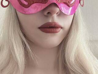 Erotikus videocsevegés SwetyKitty