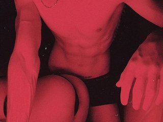 Erotikus videocsevegés t-derden