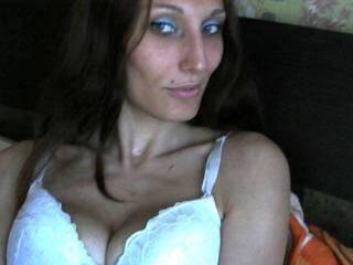 Erotikus videocsevegés takemylove