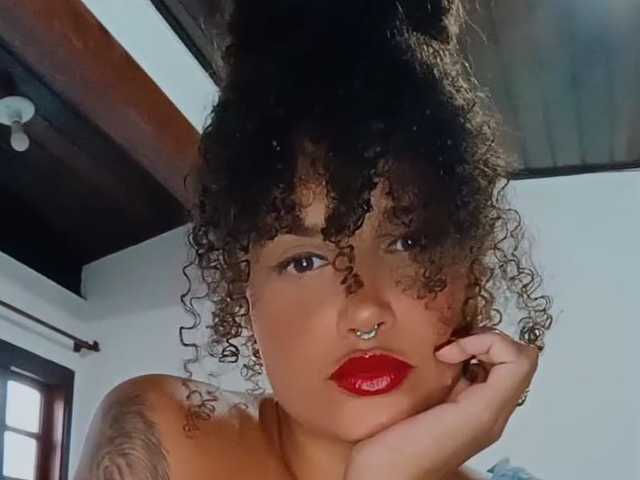 A profil fényképe Tamiie