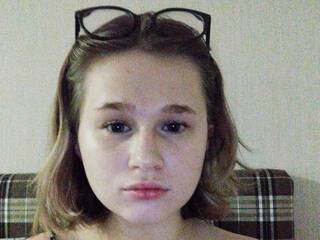 Erotikus videocsevegés Taniachan