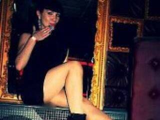 Erotikus videocsevegés tanushka12