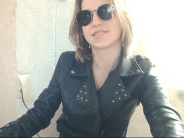 Sugárzási képernyőképek PlayGirlKiss