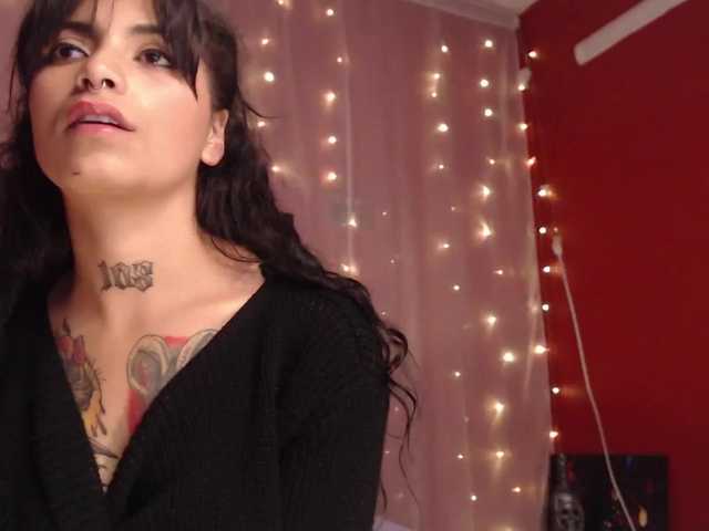 Fényképek terezza1 hey welcome to my room!!#latina#teen#tattos#pretty#sexy naked!!! finguer in pussy cum