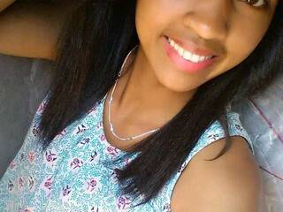 Erotikus videocsevegés Maellah