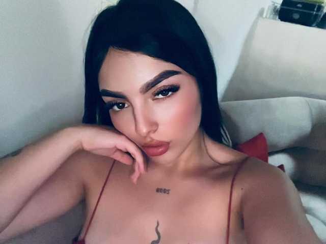 A profil fényképe thania777