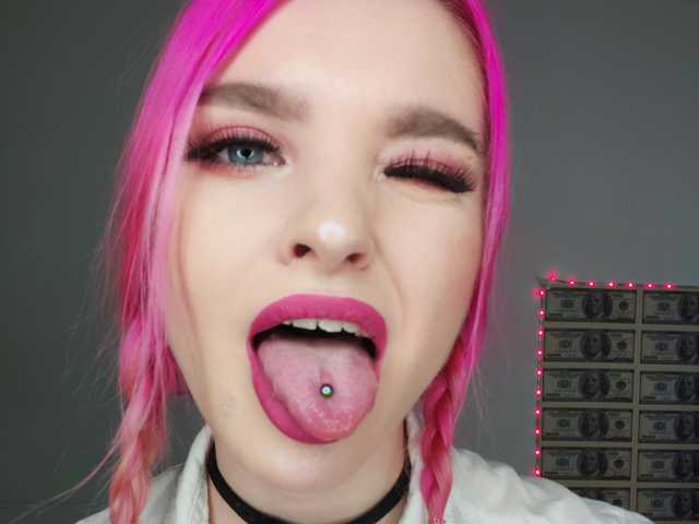 A profil fényképe ThatTripPink3