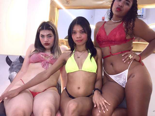 A profil fényképe 3hotgirls3