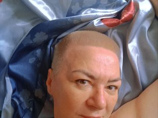 Erotikus videocsevegés TheCryptoQueen