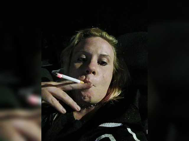 Sugárzási képernyőképek TheGirlfromtheinternet