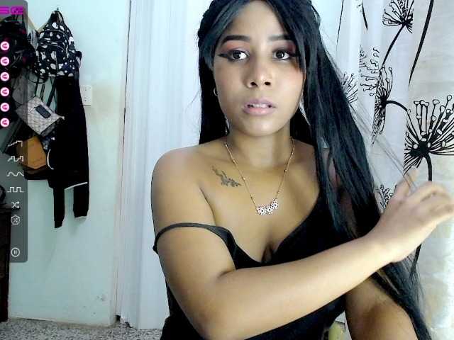 Fényképek Tianasex Your pretty girl wants to have fun today #ebony #young #latina #18 :)
