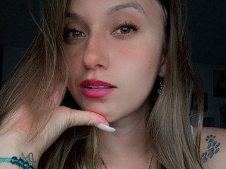 Erotikus videocsevegés Tifannyy22