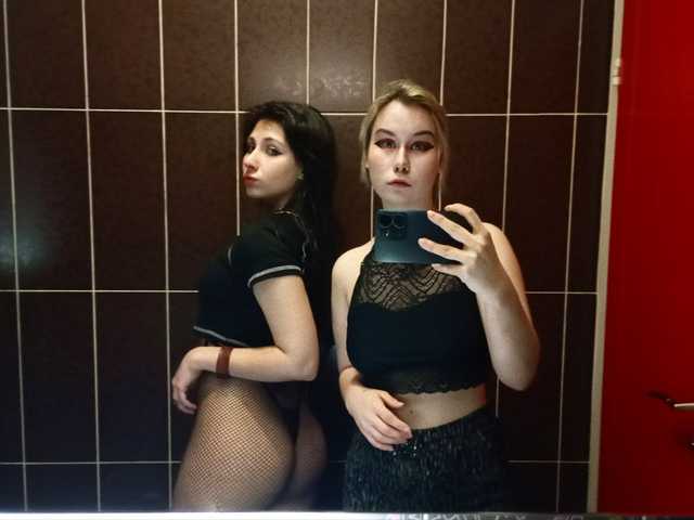 A profil fényképe Tinablackkk
