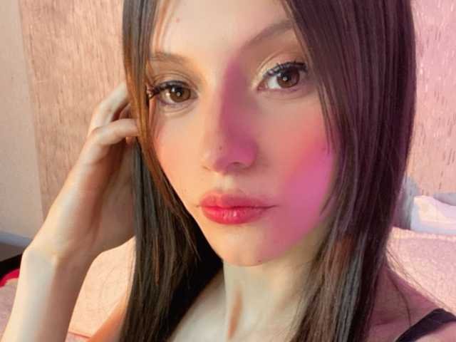 A profil fényképe TinaJons