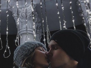 Erotikus videocsevegés Titiannya