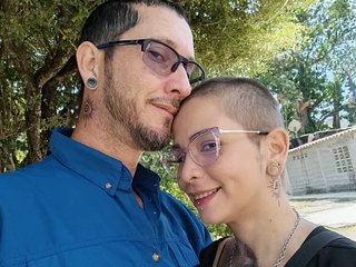 Erotikus videocsevegés Tonydicking