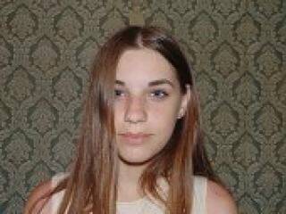 Erotikus videocsevegés toriblack11