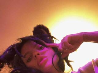 Erotikus videocsevegés ToriNori