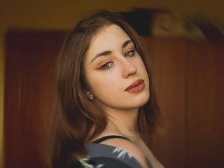 Erotikus videocsevegés TracyCute