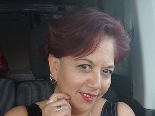 Erotikus videocsevegés Trish-milf