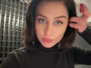 Erotikus videocsevegés TurboDashulka