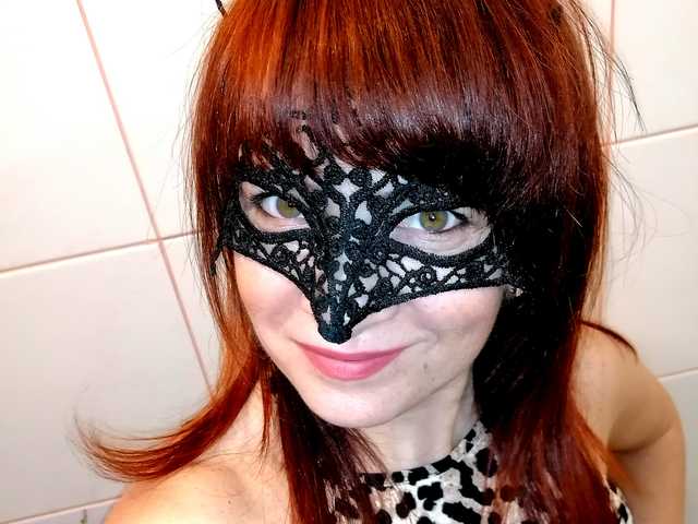 A profil fényképe Twin-kle