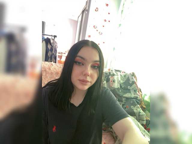 Fényképek urlittlegirl first day in cam- ask me for any show